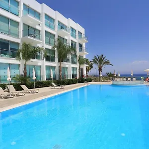 Coralli And Ξενοδοχείο με διαμερίσματα Πρωταράς